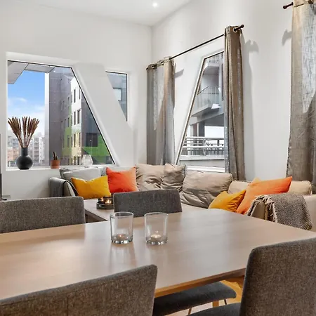 Modern With Rooftop Terrace And Stunning Views Apartment *