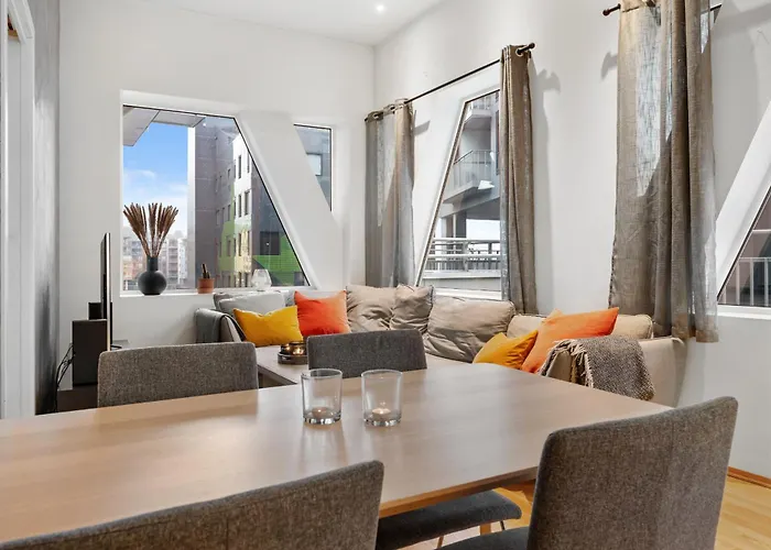 Modern With Rooftop Terrace And Stunning Views شقة *